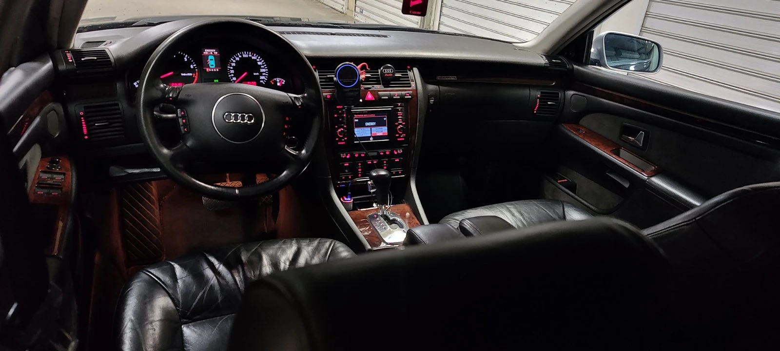 Audi A8 4.2 quattro 310к.с. - изображение 7