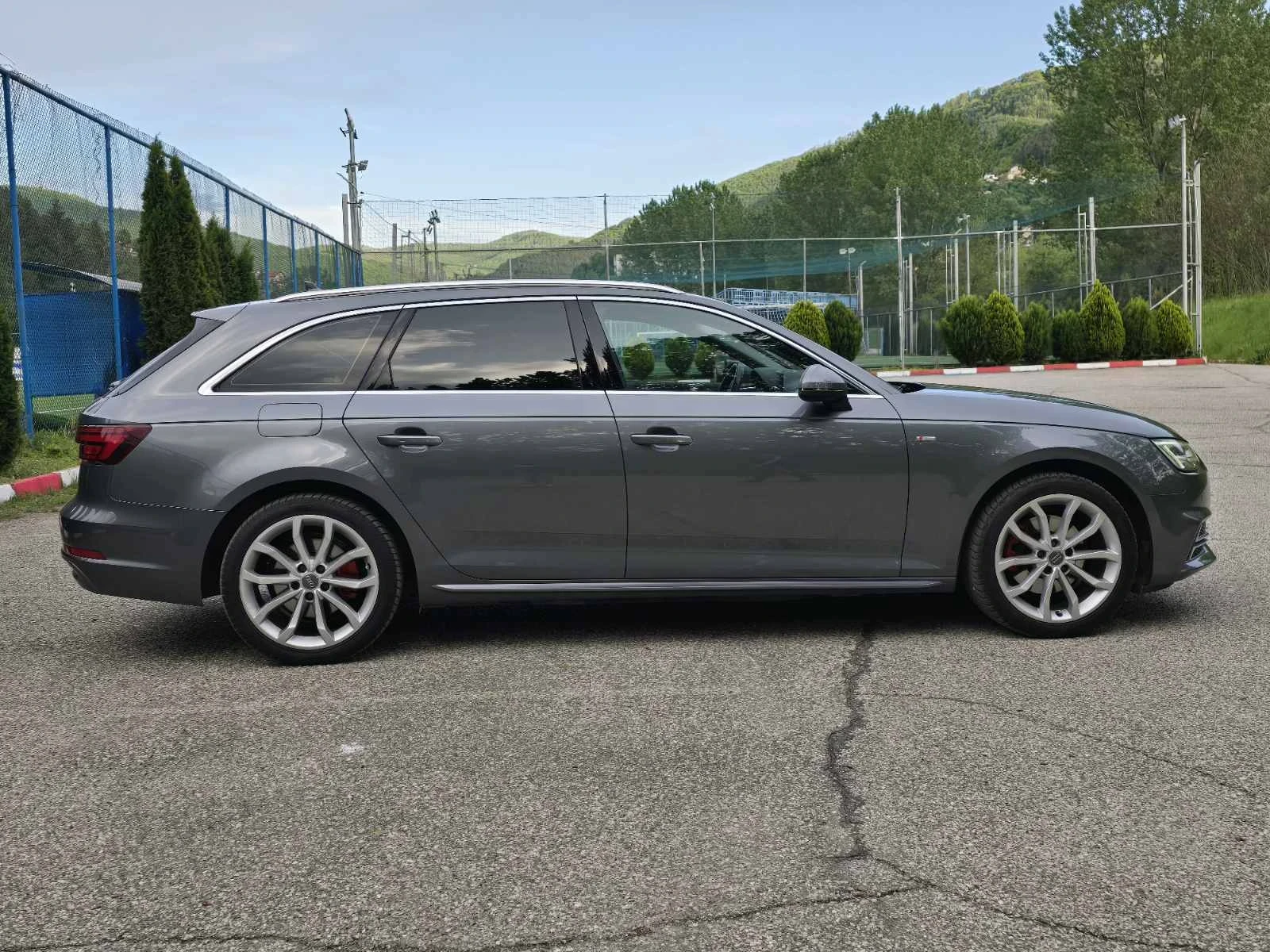 Audi A4 S-LINE - изображение 9