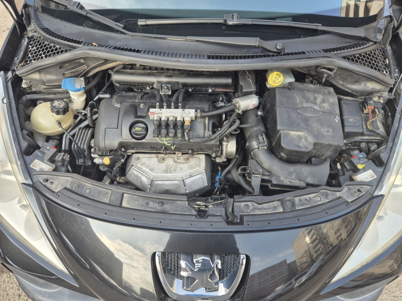 Peugeot 207 1.4 - изображение 2