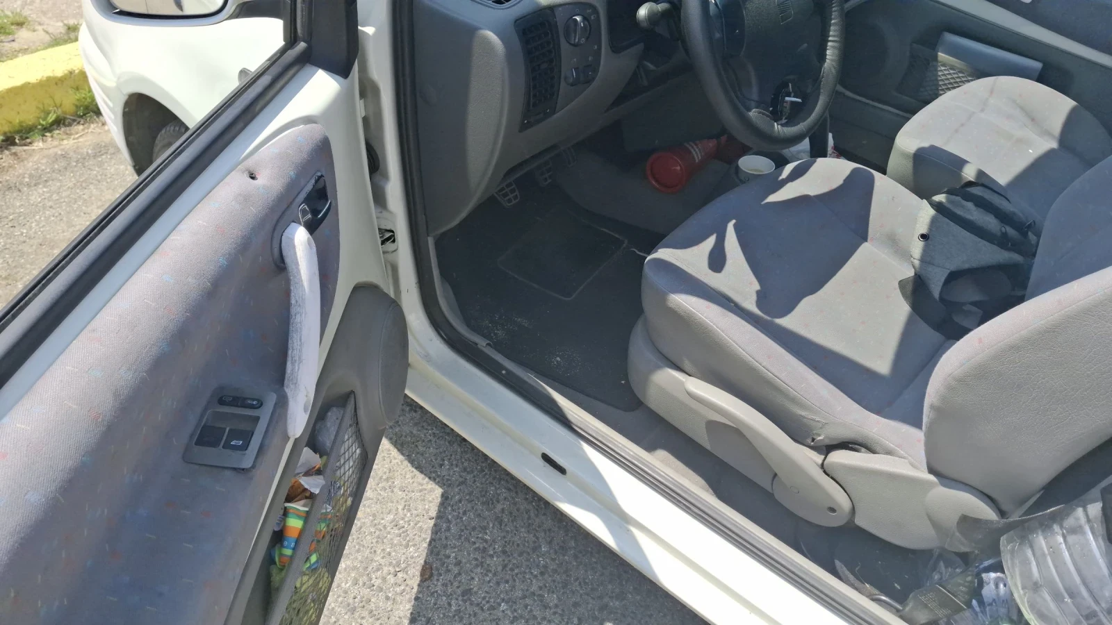 Seat Arosa 1.0 - изображение 8