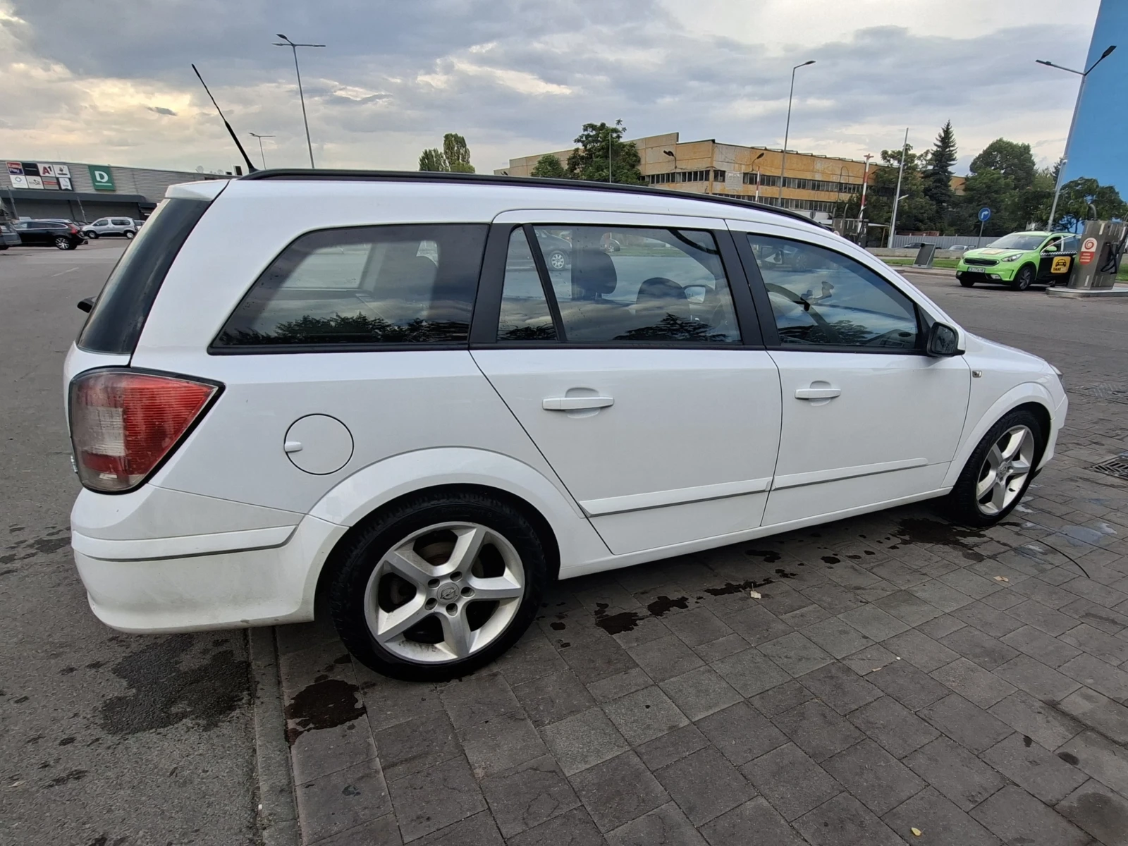 Opel Astra H CARAVAN - изображение 3