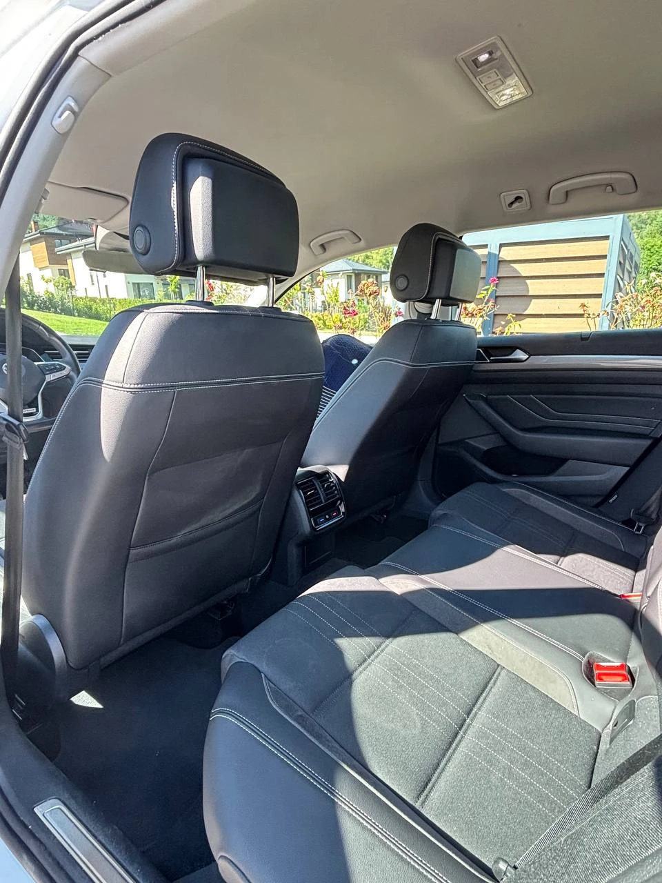VW Passat 2.0 TDI 190К.С. FACELIFT 4Х4 IQ-MATRIX, снимка 14 - Автомобили и джипове - 56060408