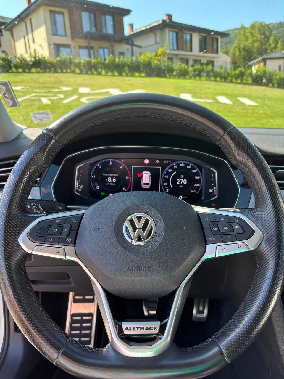 VW Passat 2.0 TDI 190К.С. FACELIFT 4Х4 IQ-MATRIX, снимка 8 - Автомобили и джипове - 56060408