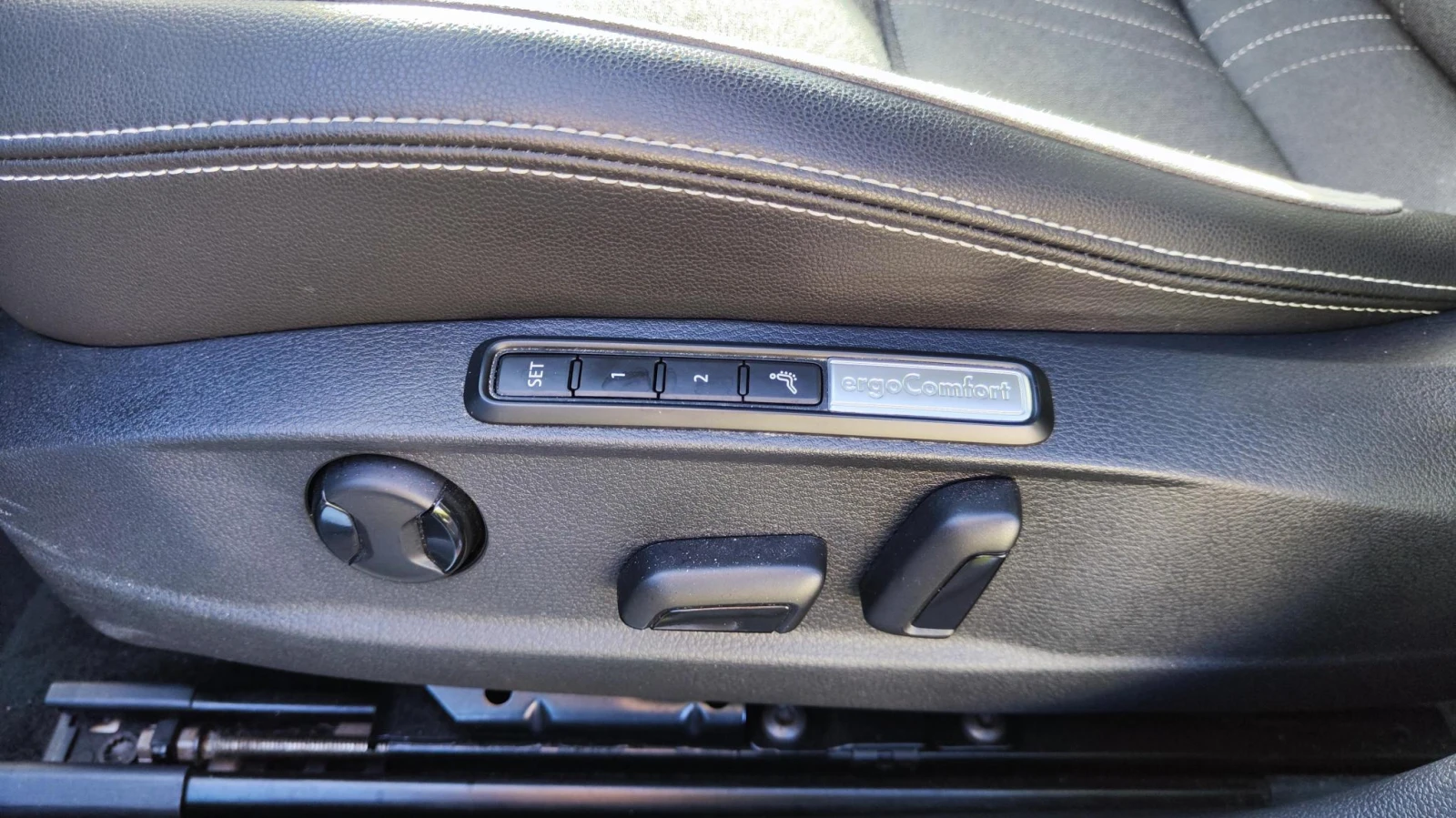 VW Alltrack 2.0 TDI 190К.С. FACELIFT 4Х4 IQ-MATRIX - изображение 9