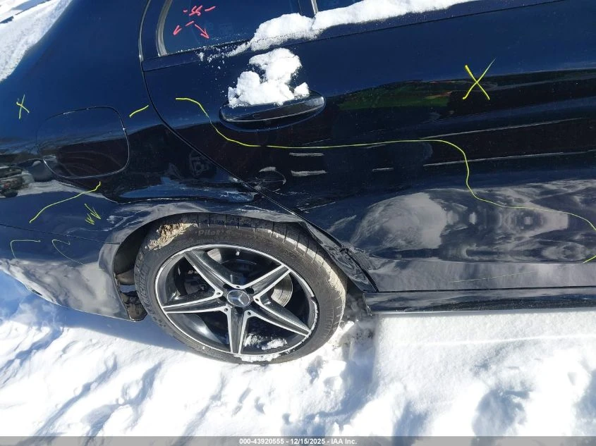 Mercedes-Benz C 43 AMG / ПОДГРЕВИ / ПАМЕТИ / PANO / CARFAX - изображение 6