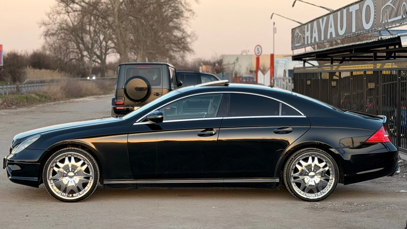 Mercedes-Benz CLS 320 CDI= 63AMG= FACELIFT= KEYLESS GO= ПОДГРЯВАНЕ/ОБДУХ, снимка 8 - Автомобили и джипове - 53809628