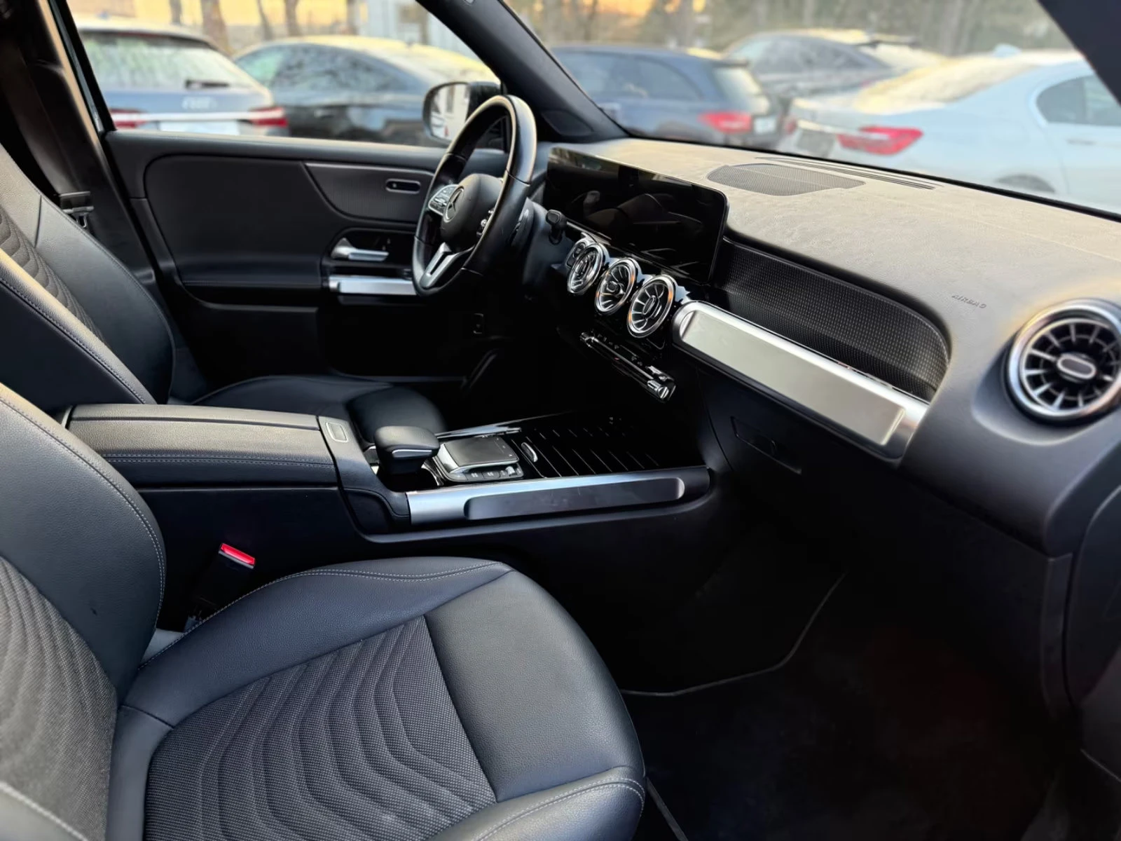 Mercedes-Benz EQB 250/PROGRESSIVE/190HP/CAM/LED/NAVI/ACC/CPLAY/977g, снимка 12 - Автомобили и джипове - 53971081