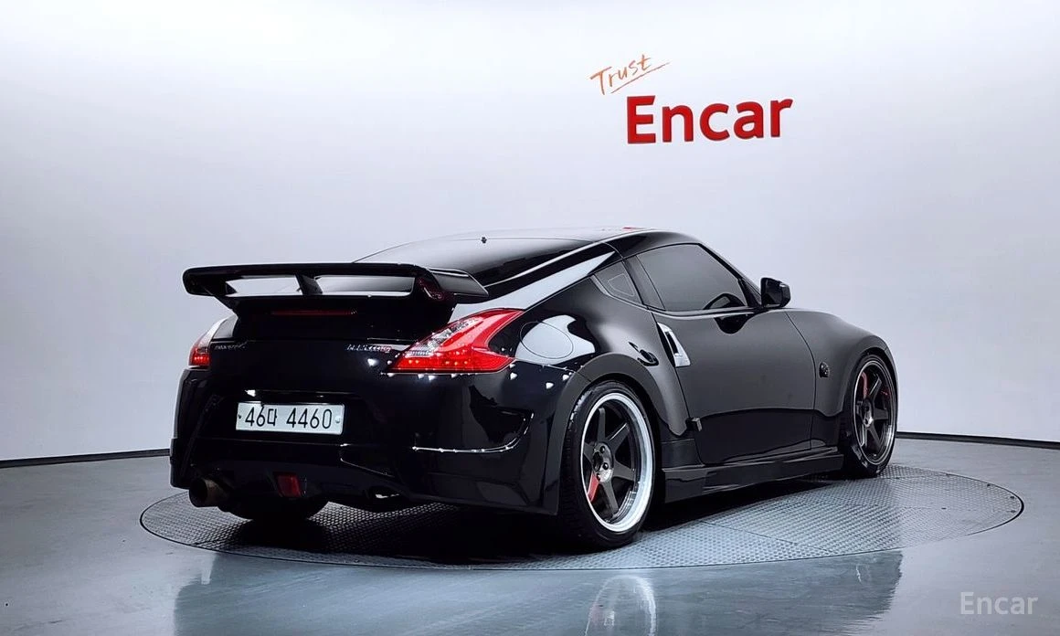 Nissan 370Z * ВЪЗДУШНО* ОКАЧВАНЕ* ПОДГРЕВ* , снимка 3 - Автомобили и джипове - 54195192