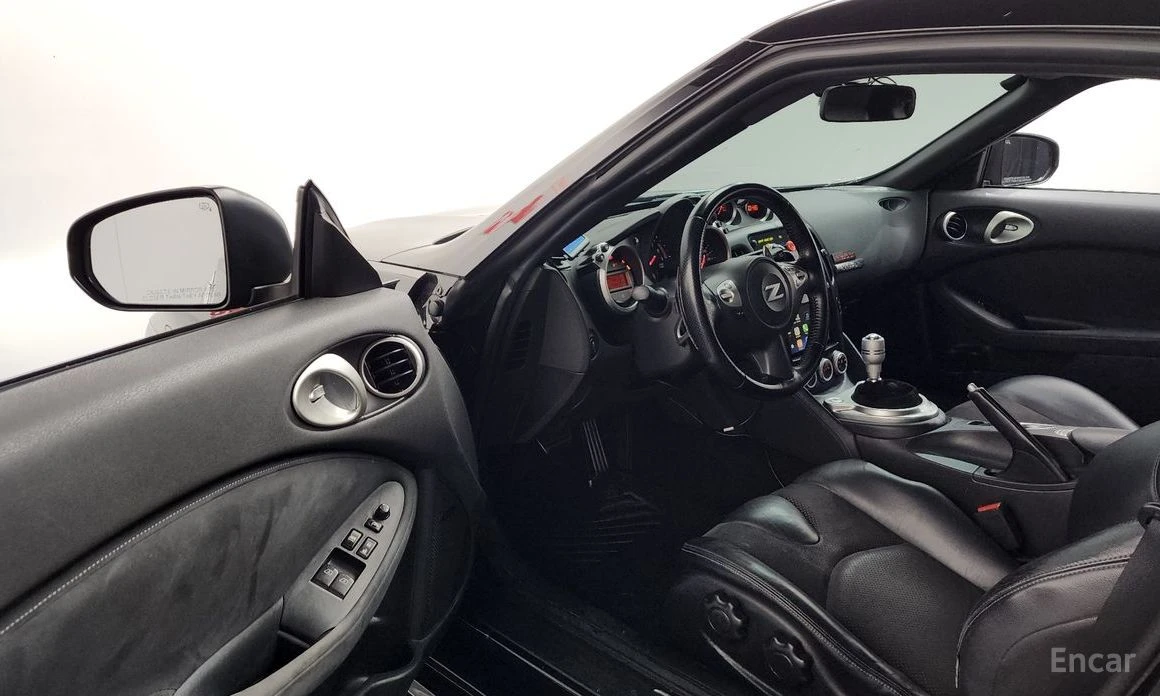 Nissan 370Z * ВЪЗДУШНО* ОКАЧВАНЕ* ПОДГРЕВ* , снимка 7 - Автомобили и джипове - 54195192