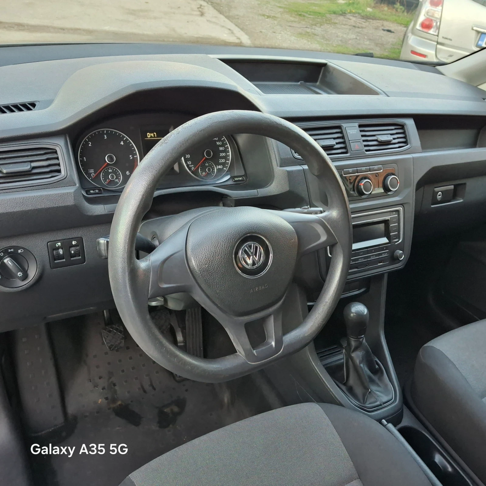 VW Caddy 2.0 TDI MAXI, снимка 6 - Автомобили и джипове - 54272434