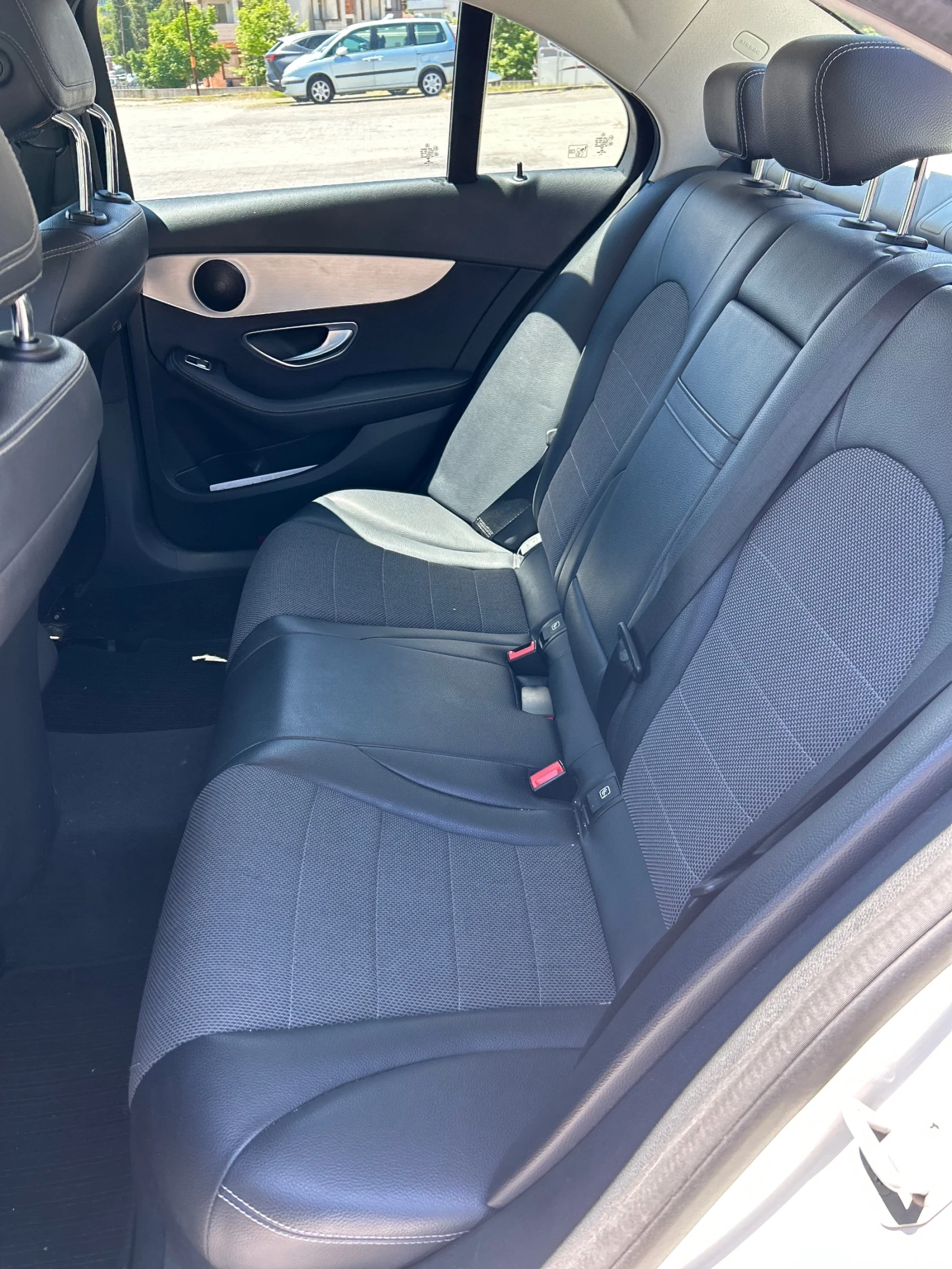 Mercedes-Benz C 220 170кс.ЛИЗИНГ ТОП АВТО-КАСКО, снимка 12 - Автомобили и джипове - 54551845