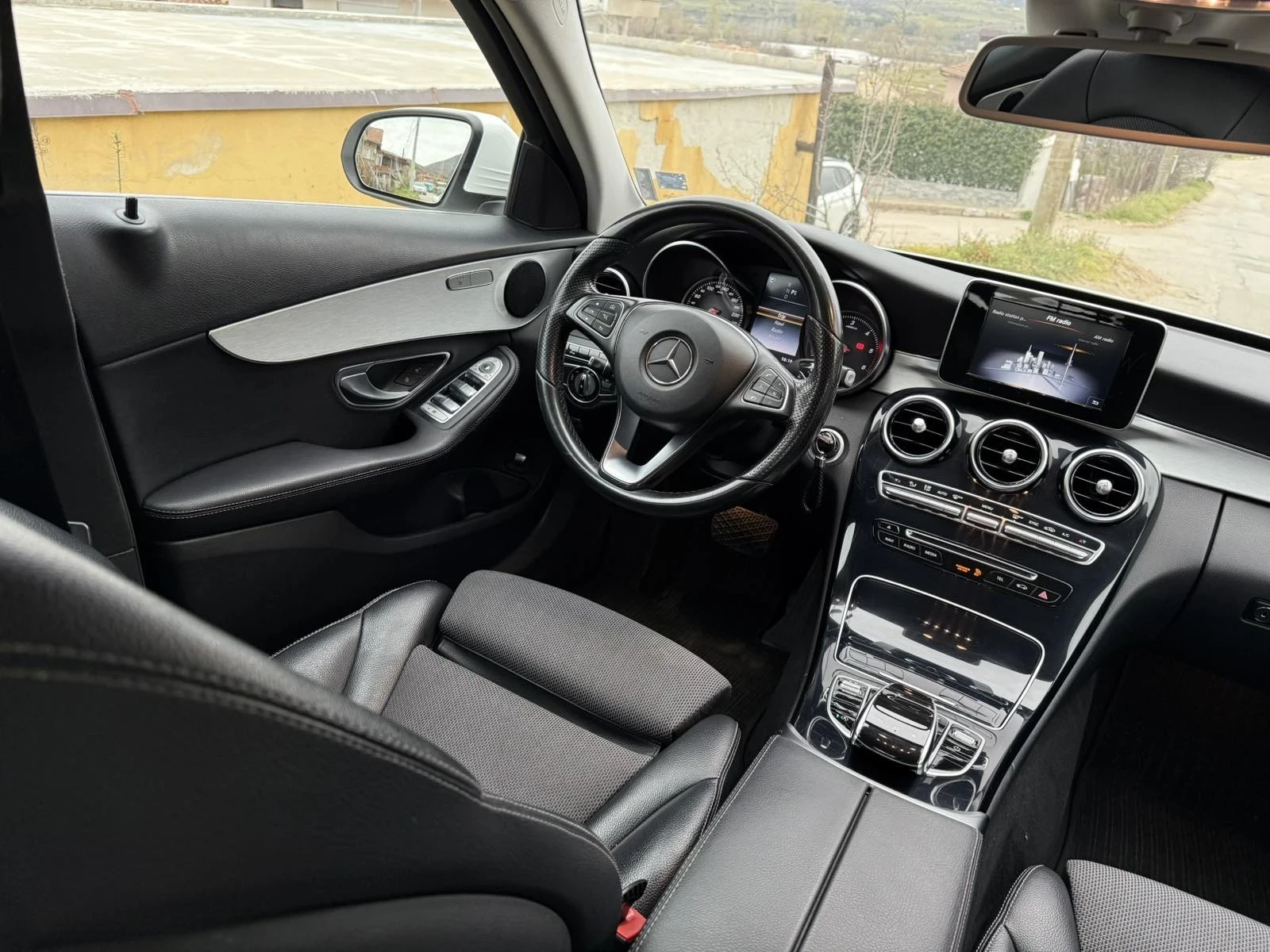 Mercedes-Benz C 220 170кс.ЛИЗИНГ ТОП АВТО-КАСКО, снимка 9 - Автомобили и джипове - 54381447