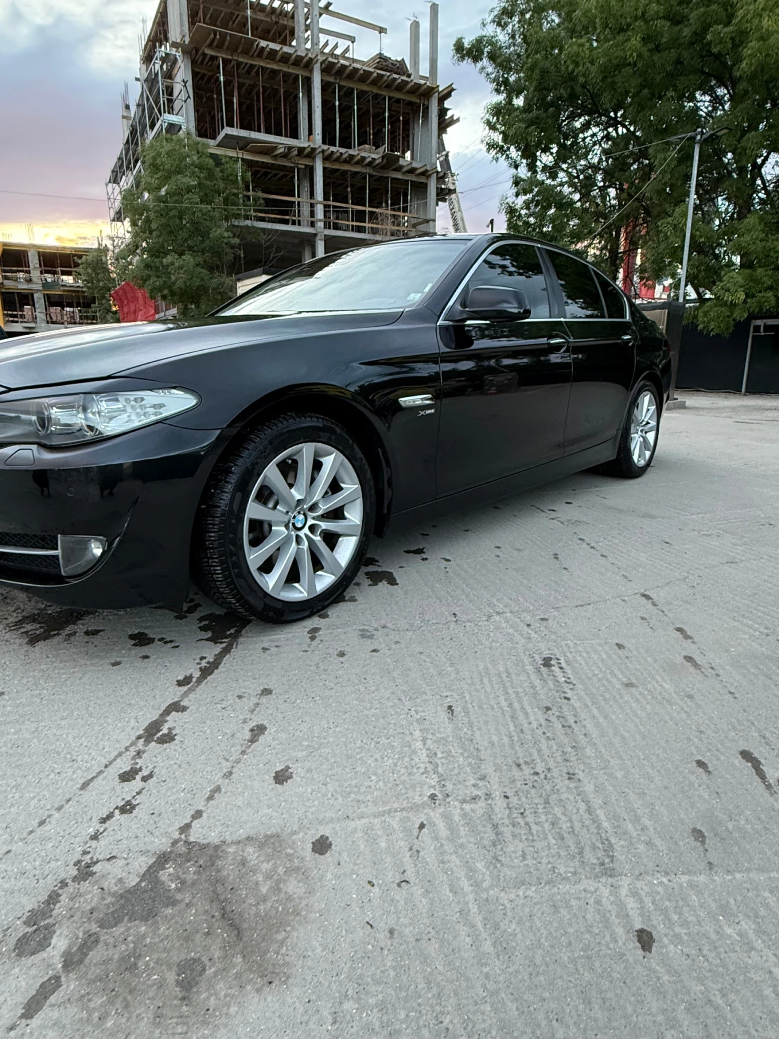 BMW 525 218hp КОЖА* КАМЕРА* ТОП, снимка 6 - Автомобили и джипове - 54570247
