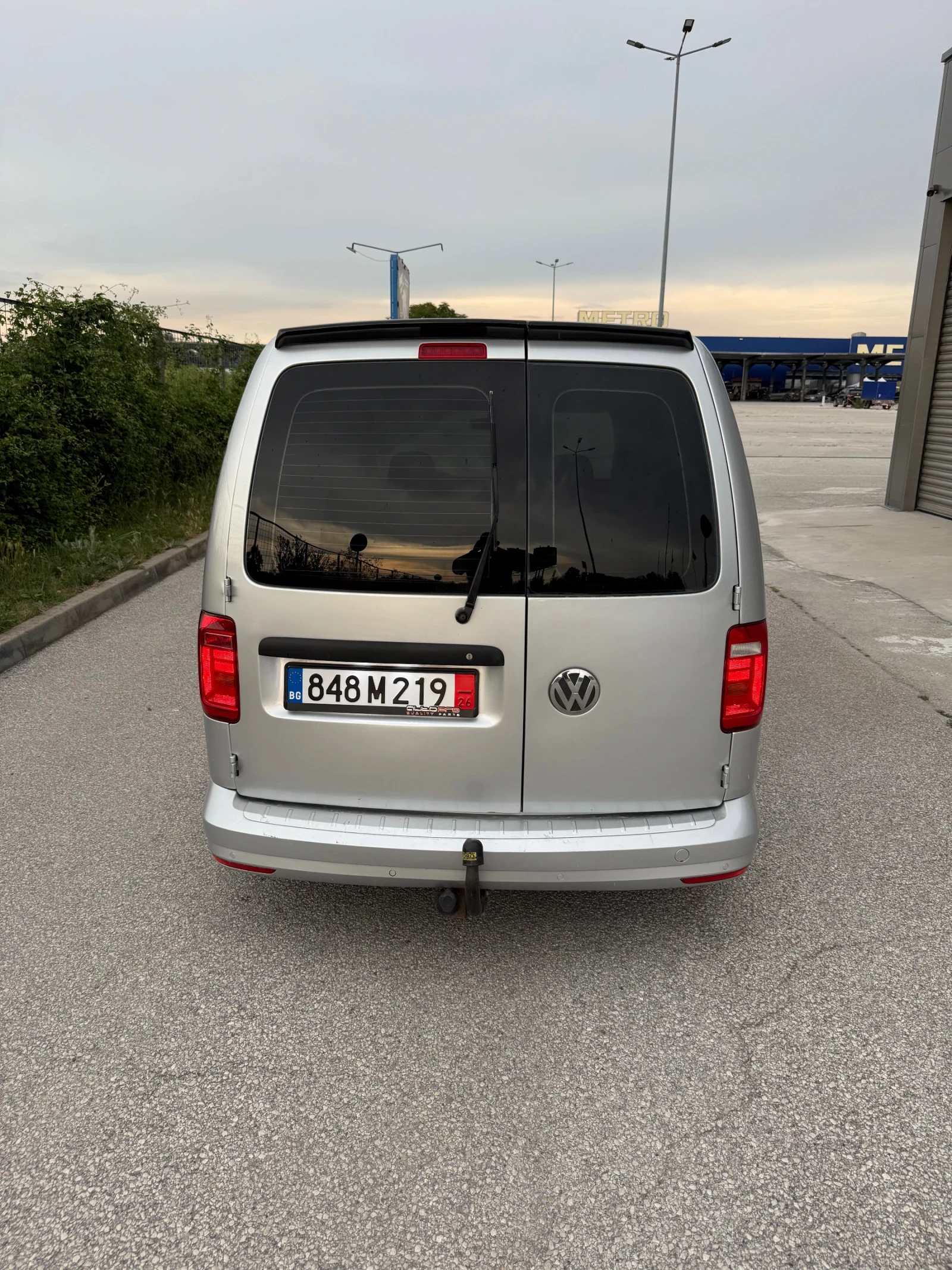 VW Caddy 2.0TDI /// ПЕРФЕКТЕН ///, снимка 5 - Автомобили и джипове - 54947448