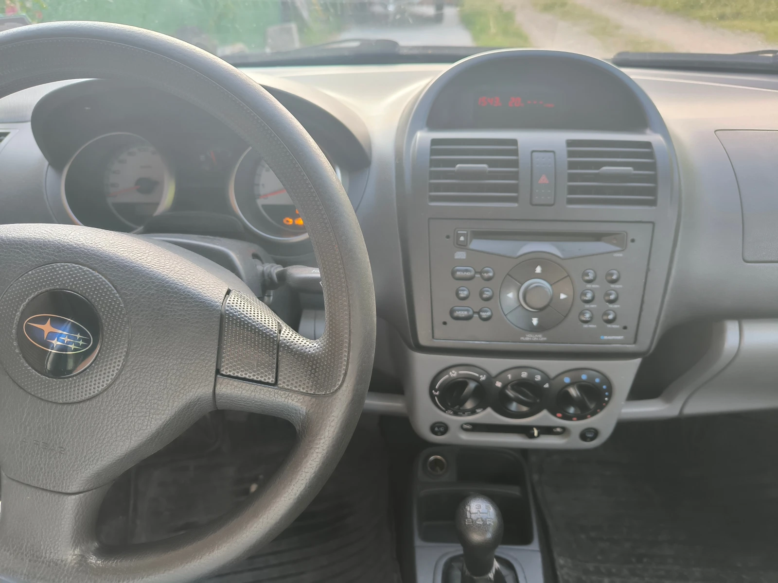 Subaru Justy G3x, снимка 9 - Автомобили и джипове - 54993293