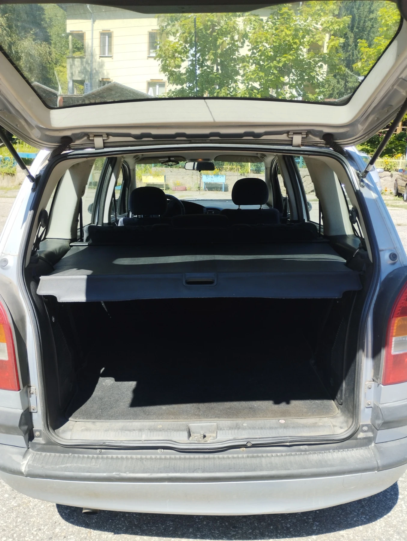 Opel Zafira, снимка 13 - Автомобили и джипове - 55080595