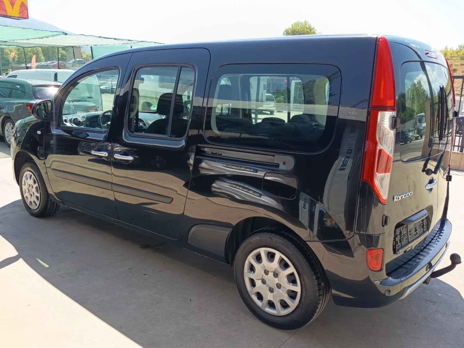 Renault Kangoo 1.5dci, снимка 8 - Автомобили и джипове - 55563840