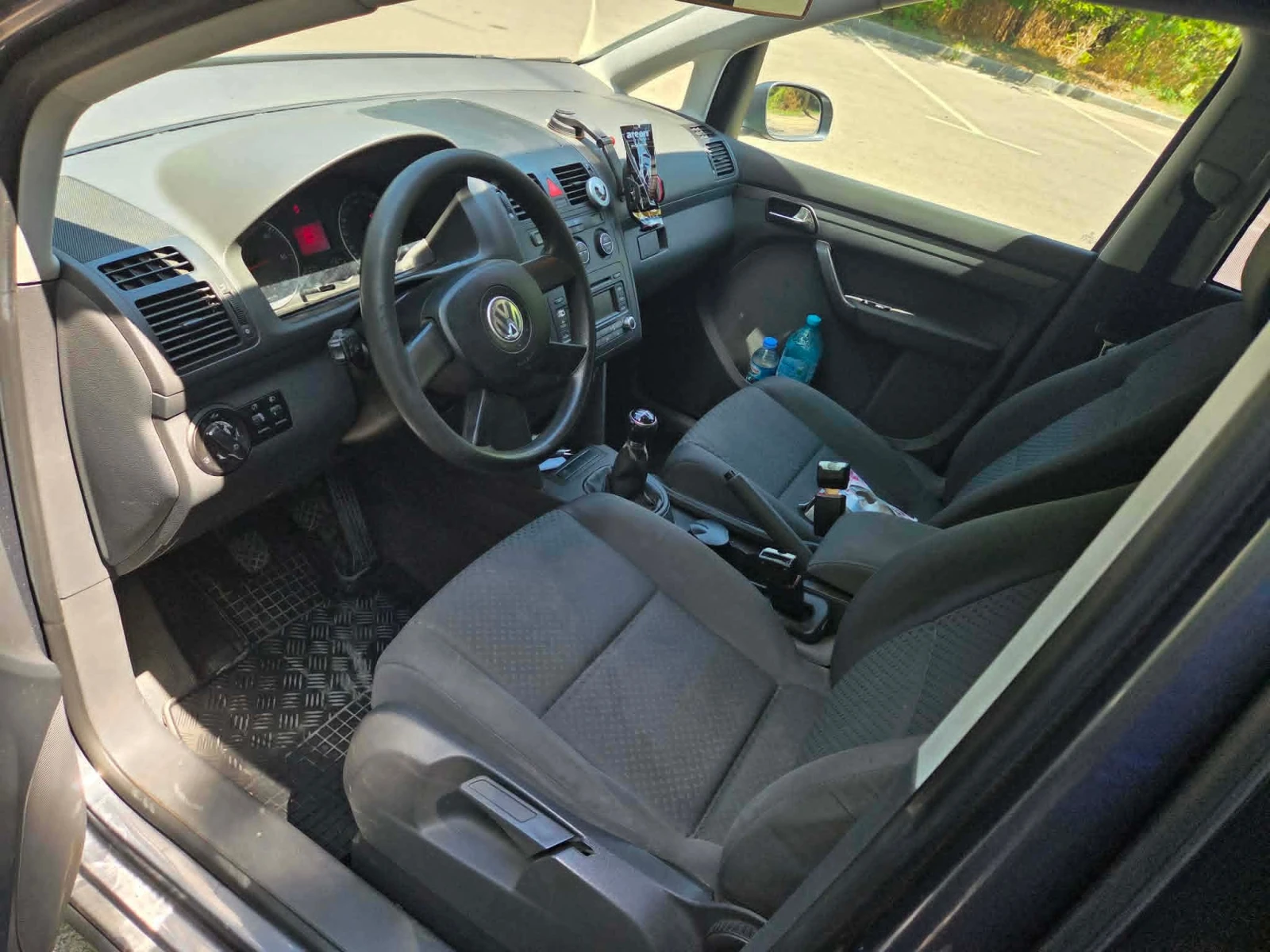 VW Touran 1.9 TDI , снимка 6 - Автомобили и джипове - 55606942