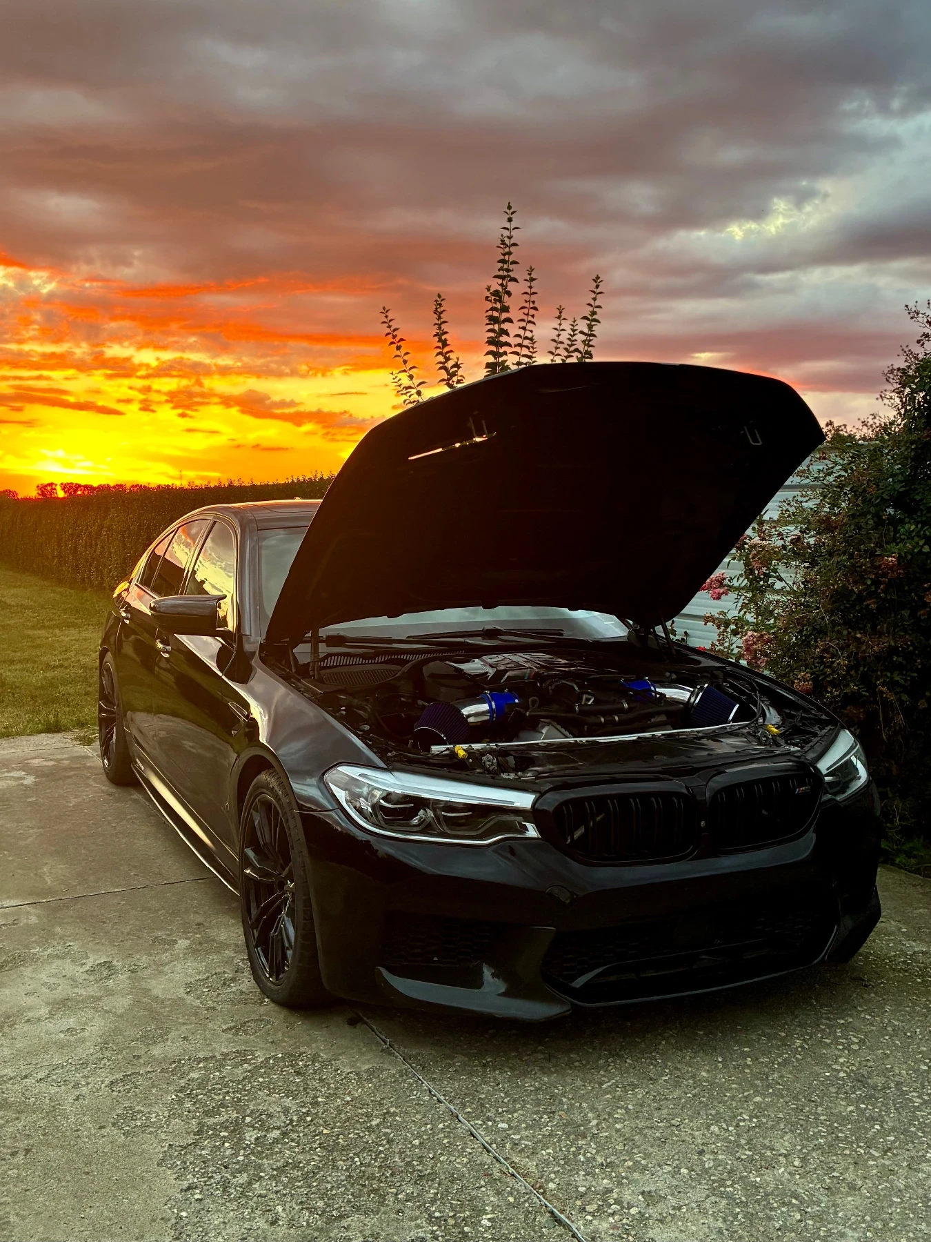 BMW M5 F90 бартер/кеш, снимка 2 - Автомобили и джипове - 55640620