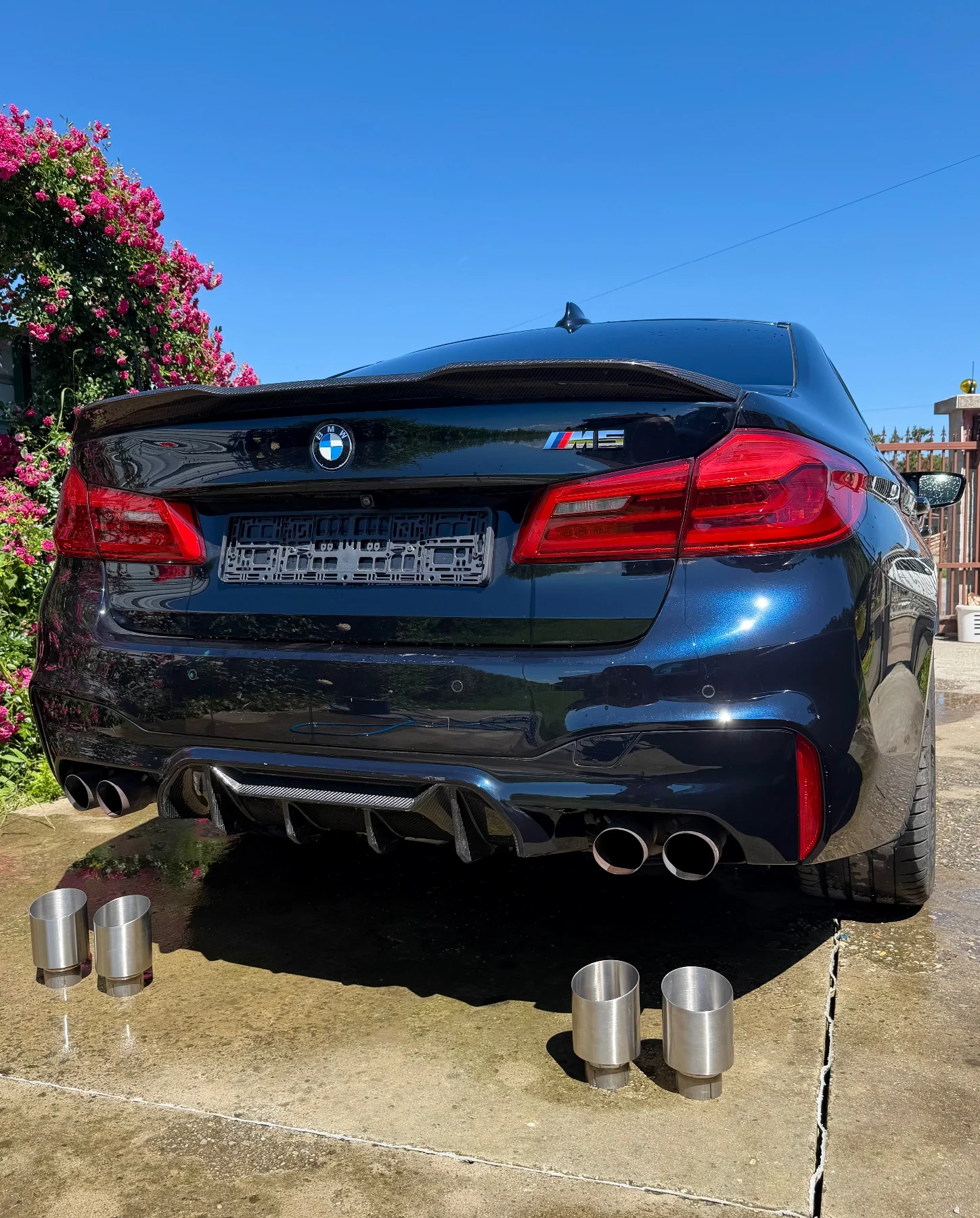 BMW M5 F90 бартер/кеш, снимка 9 - Автомобили и джипове - 55640620