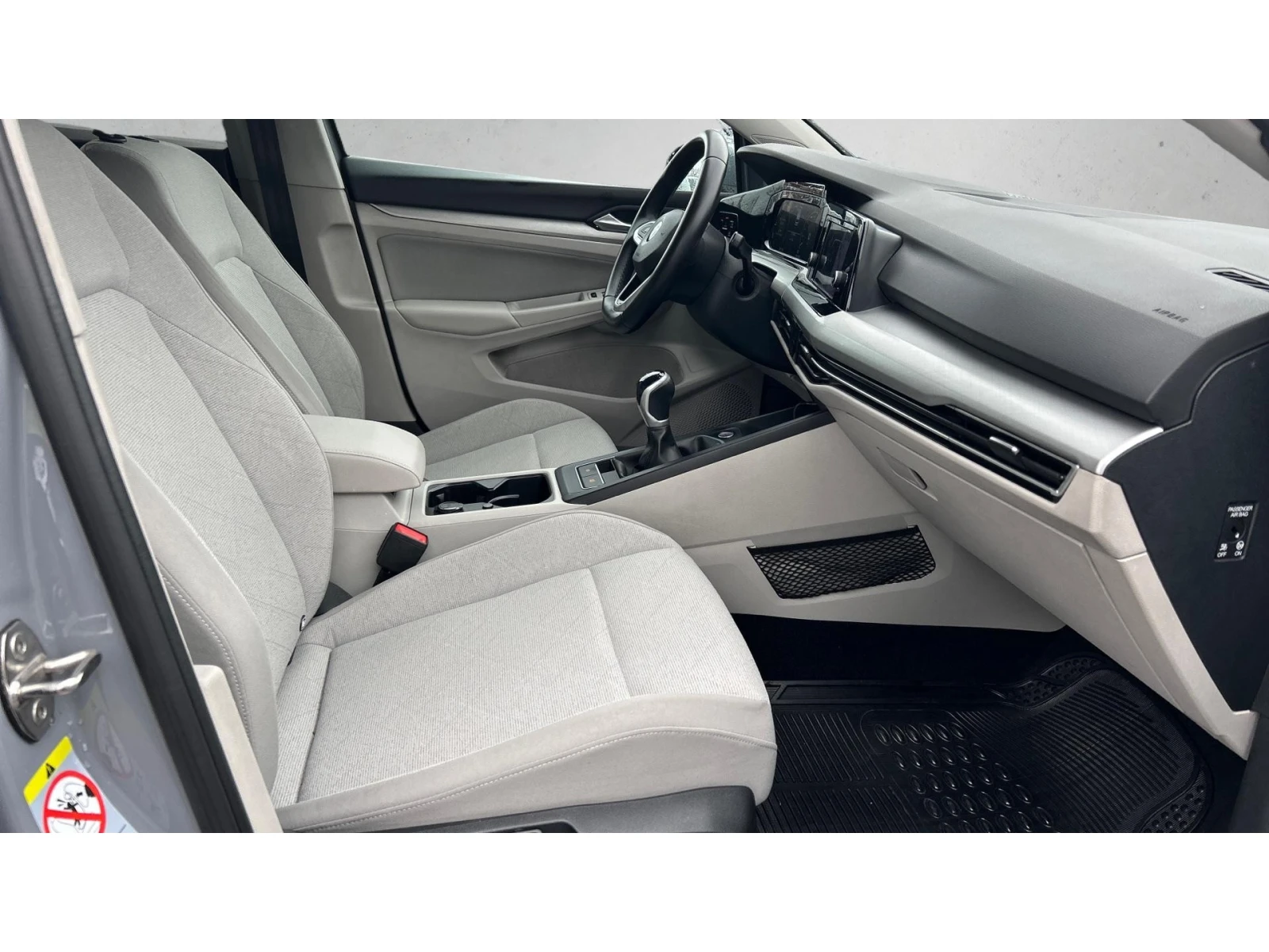 VW Golf 2.0 TDi M/T, Месечна вноска от 266  , снимка 9 - Автомобили и джипове - 55794077