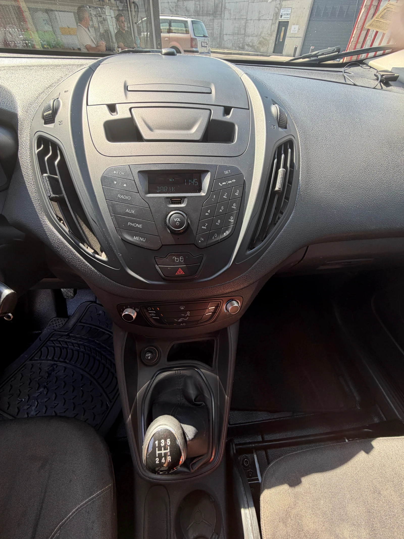 Ford Courier, снимка 9 - Автомобили и джипове - 55938380