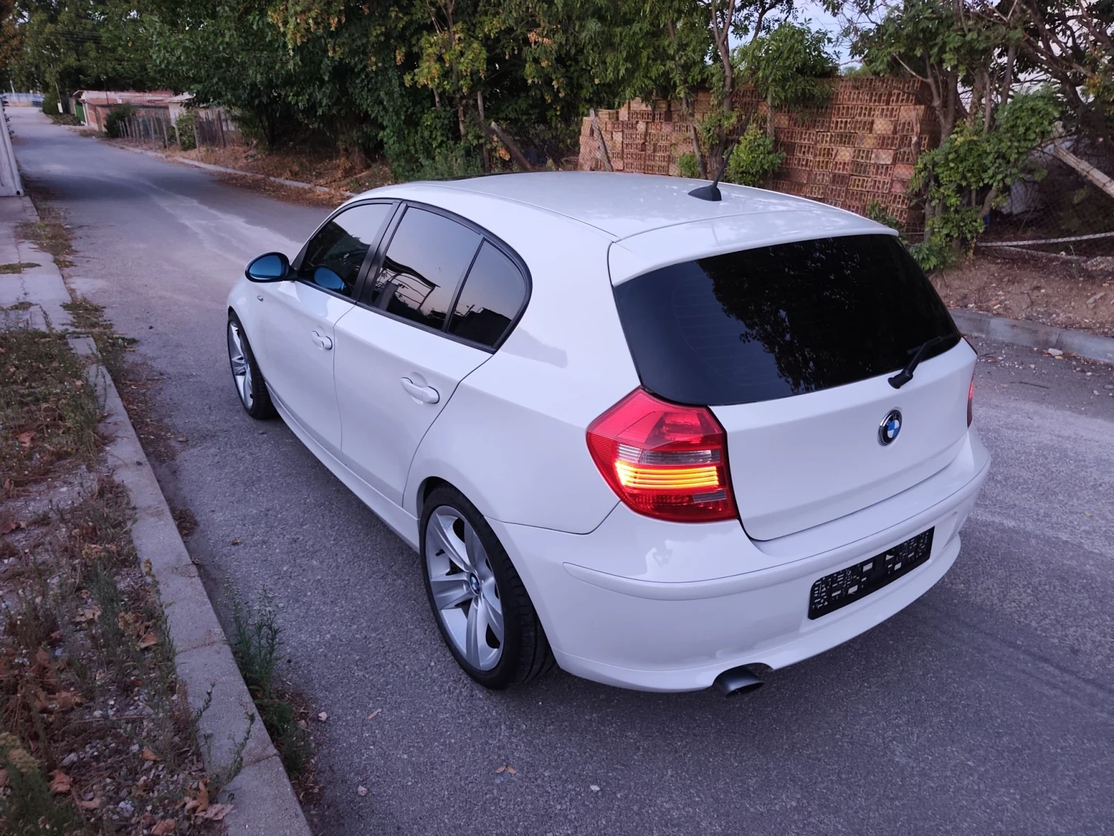 BMW 120 120 d, снимка 9 - Автомобили и джипове - 55993543