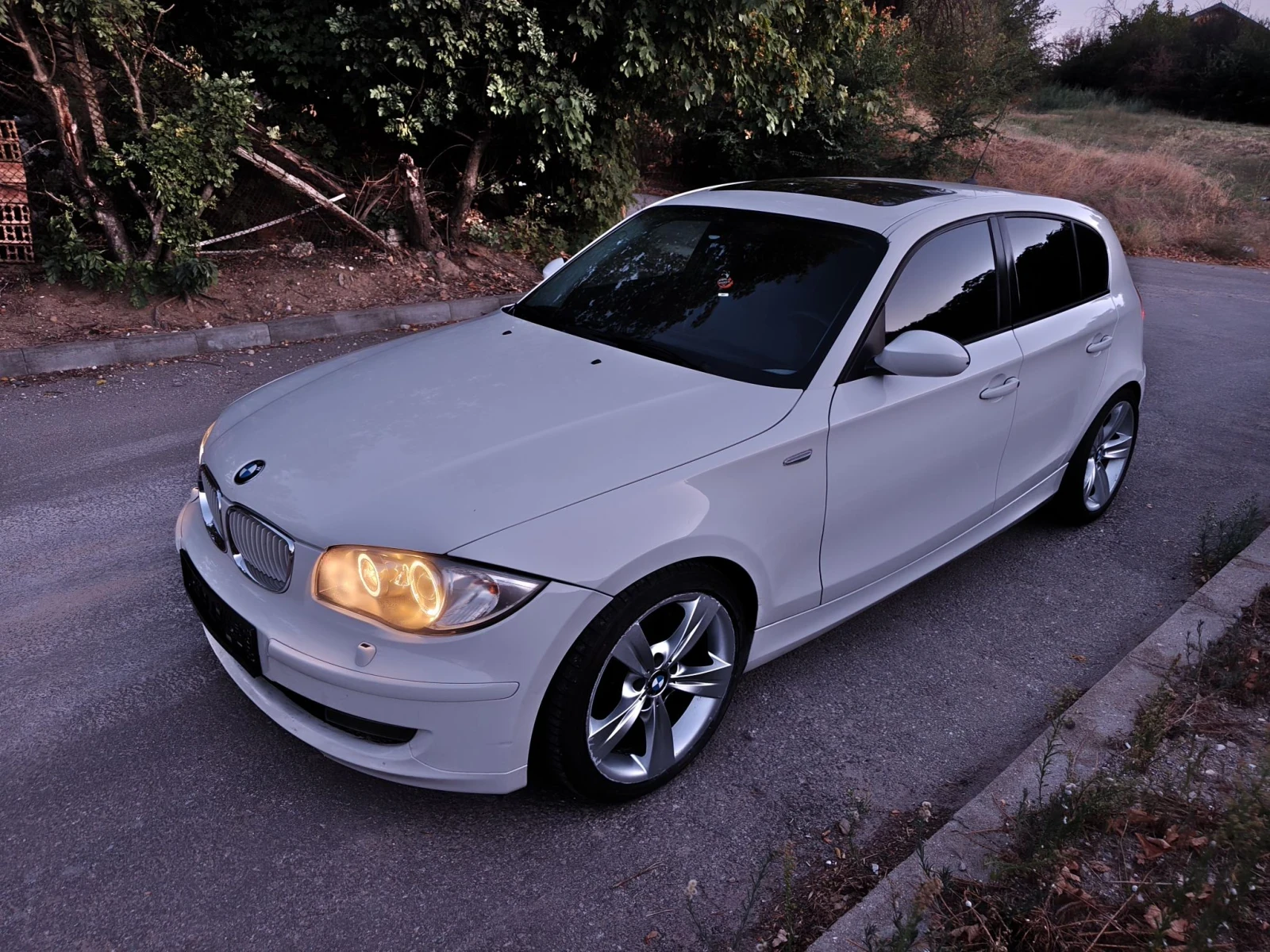 BMW 120 120 d, снимка 8 - Автомобили и джипове - 55993543