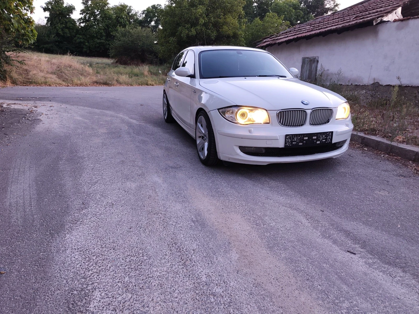 BMW 120 120 d, снимка 14 - Автомобили и джипове - 55993543