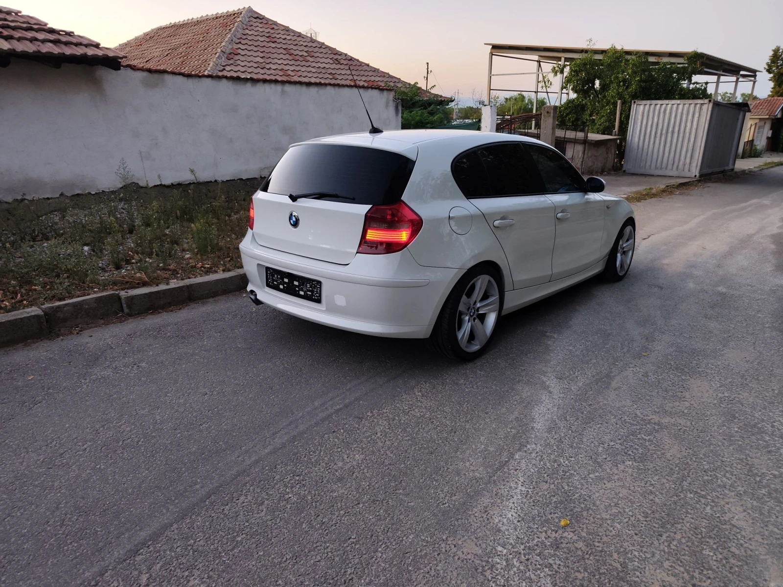 BMW 120 120 d, снимка 10 - Автомобили и джипове - 55993543