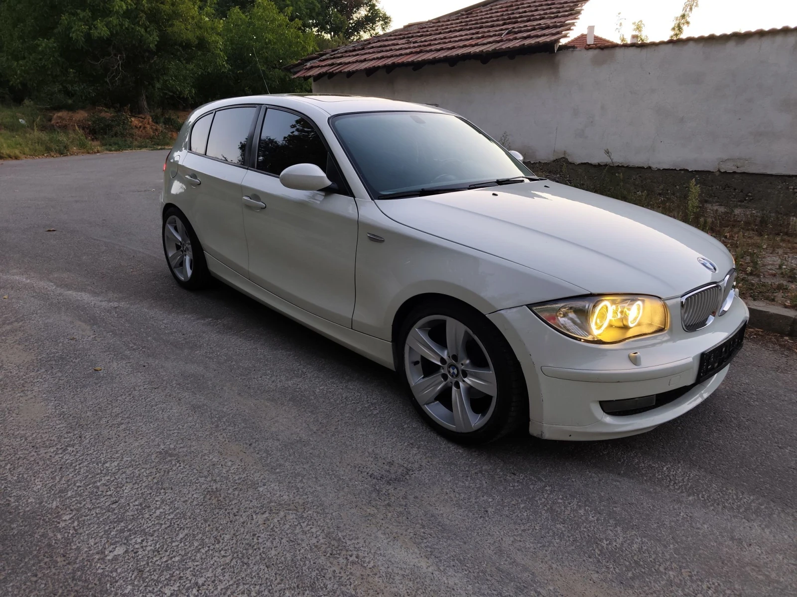 BMW 120 120 d, снимка 11 - Автомобили и джипове - 55993543