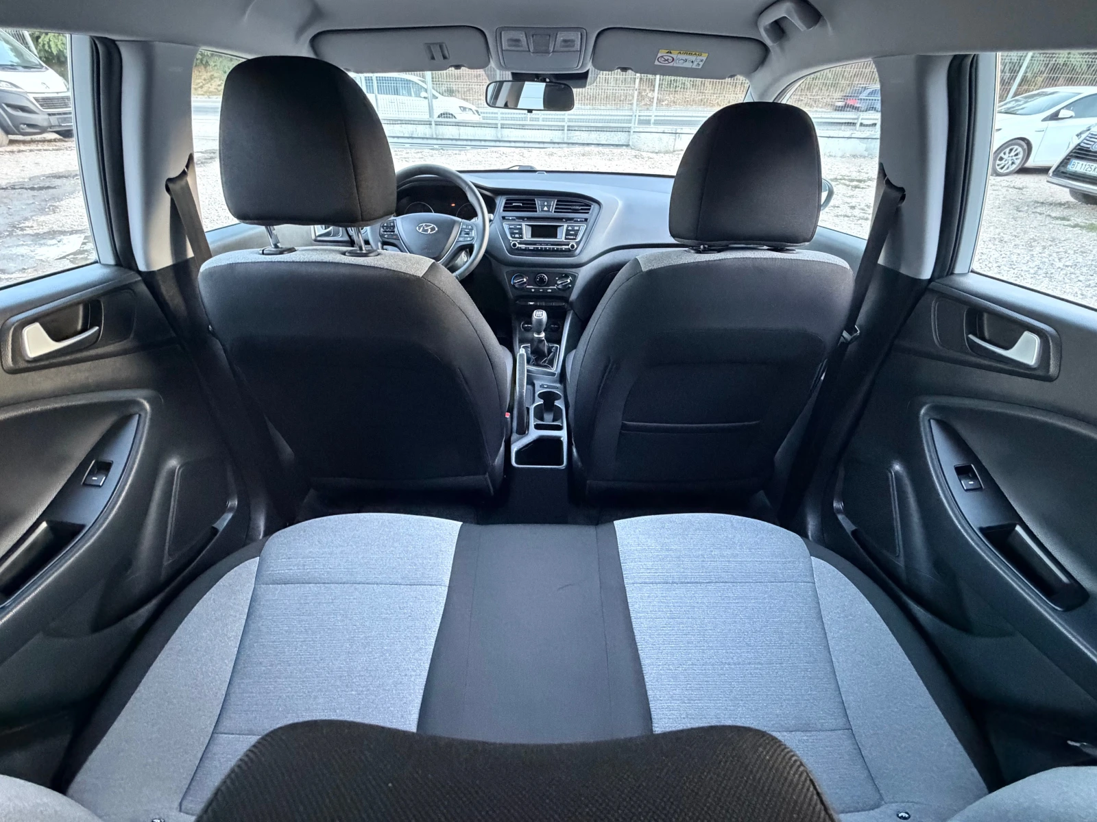 Hyundai I20 1.25Benzin* Comfort* EVRO6, снимка 8 - Автомобили и джипове - 56191373