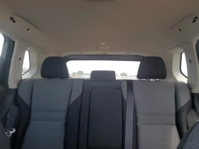 Nissan Rogue SV, снимка 12