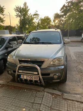 ������ Kia Sorento
