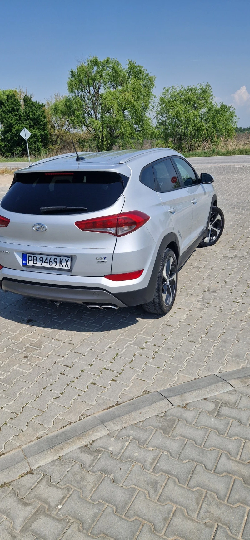 Hyundai Tucson, снимка 3 - Автомобили и джипове - 47221545