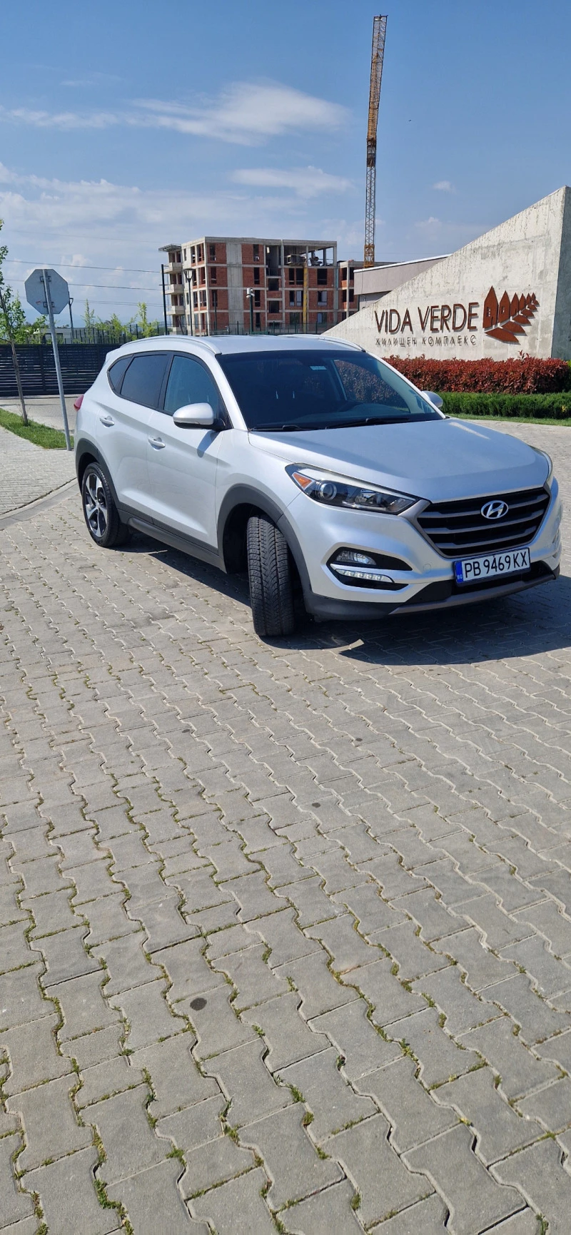 Hyundai Tucson, снимка 2 - Автомобили и джипове - 47221545