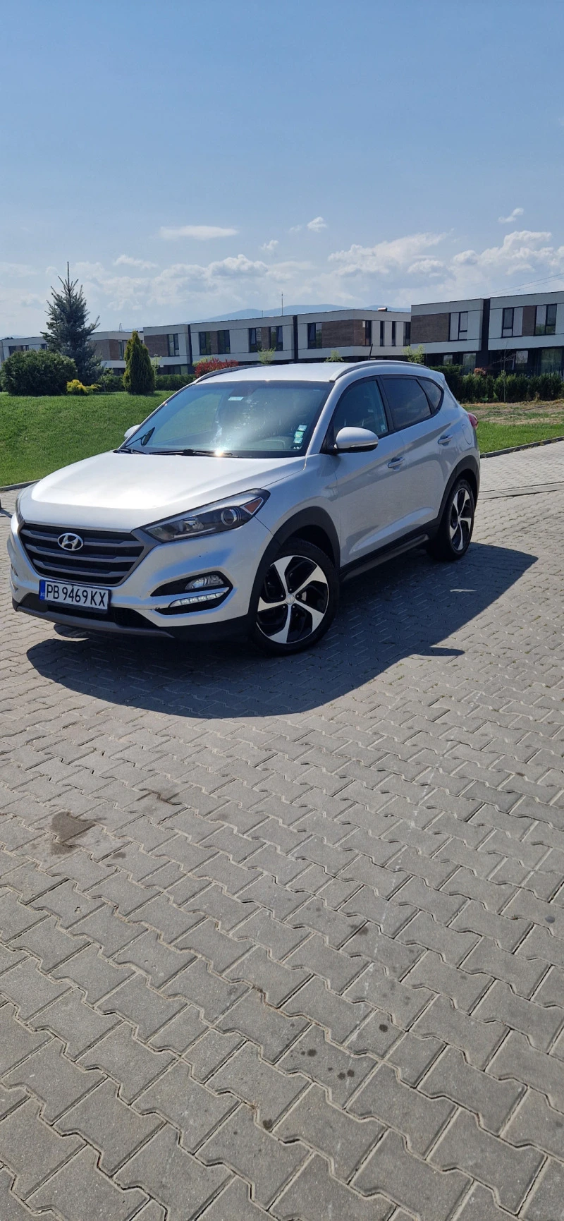 Hyundai Tucson, снимка 1 - Автомобили и джипове - 47221545