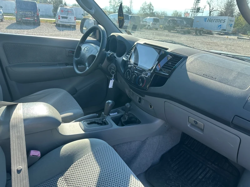 Toyota Hilux Уникат!3.0D4D!Hardtop!235xkm!Automaat, снимка 6 - Автомобили и джипове - 49841480