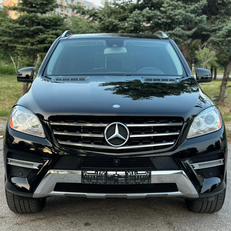 Mercedes-Benz ML 350 134 000км* AMG* ПОДГРЕВ* 360* ПАНОРАМА* PARK ASSIS, снимка 2 - Автомобили и джипове - 52486665