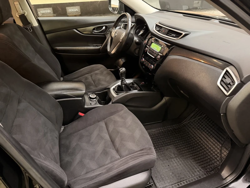 Nissan X-trail 4x4 TEKNA PANORAMA, снимка 8 - Автомобили и джипове - 52341522