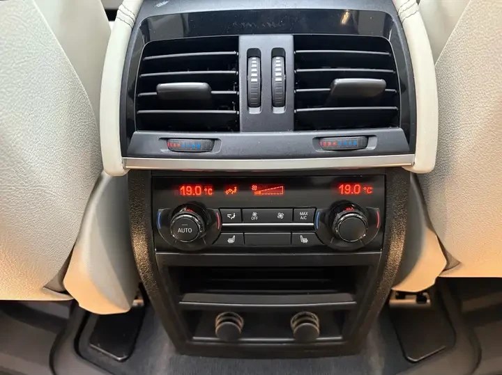 BMW X5 //HUD/PANO/360 /HARM.KAR | Mobile.bg   15