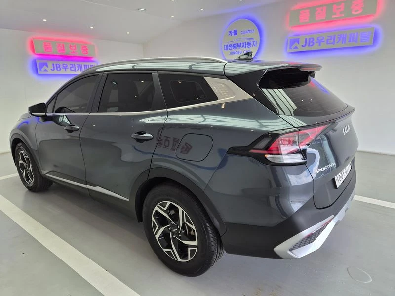 Kia Sportage Diesel 2.0 2WD| 184к.с.| ВКЛ.ТЕХНОТЕСТ, снимка 6 - Автомобили и джипове - 55517580