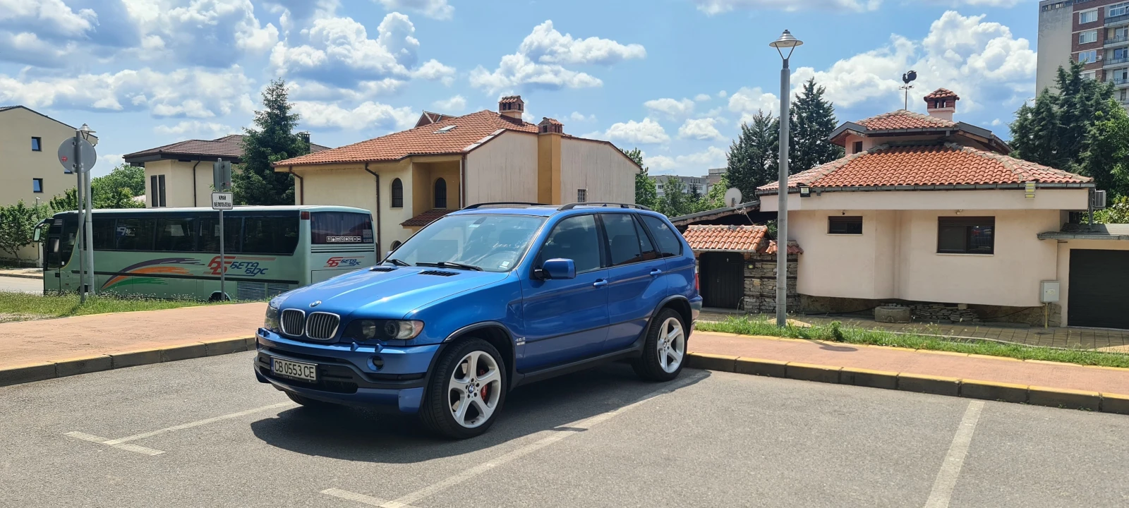 BMW X5 4.6is - изображение 3