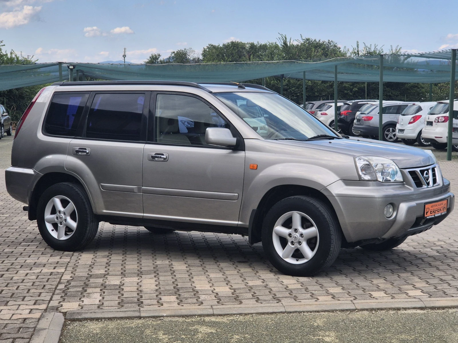 Nissan X-trail 2.2 дез 115к.с. - изображение 6