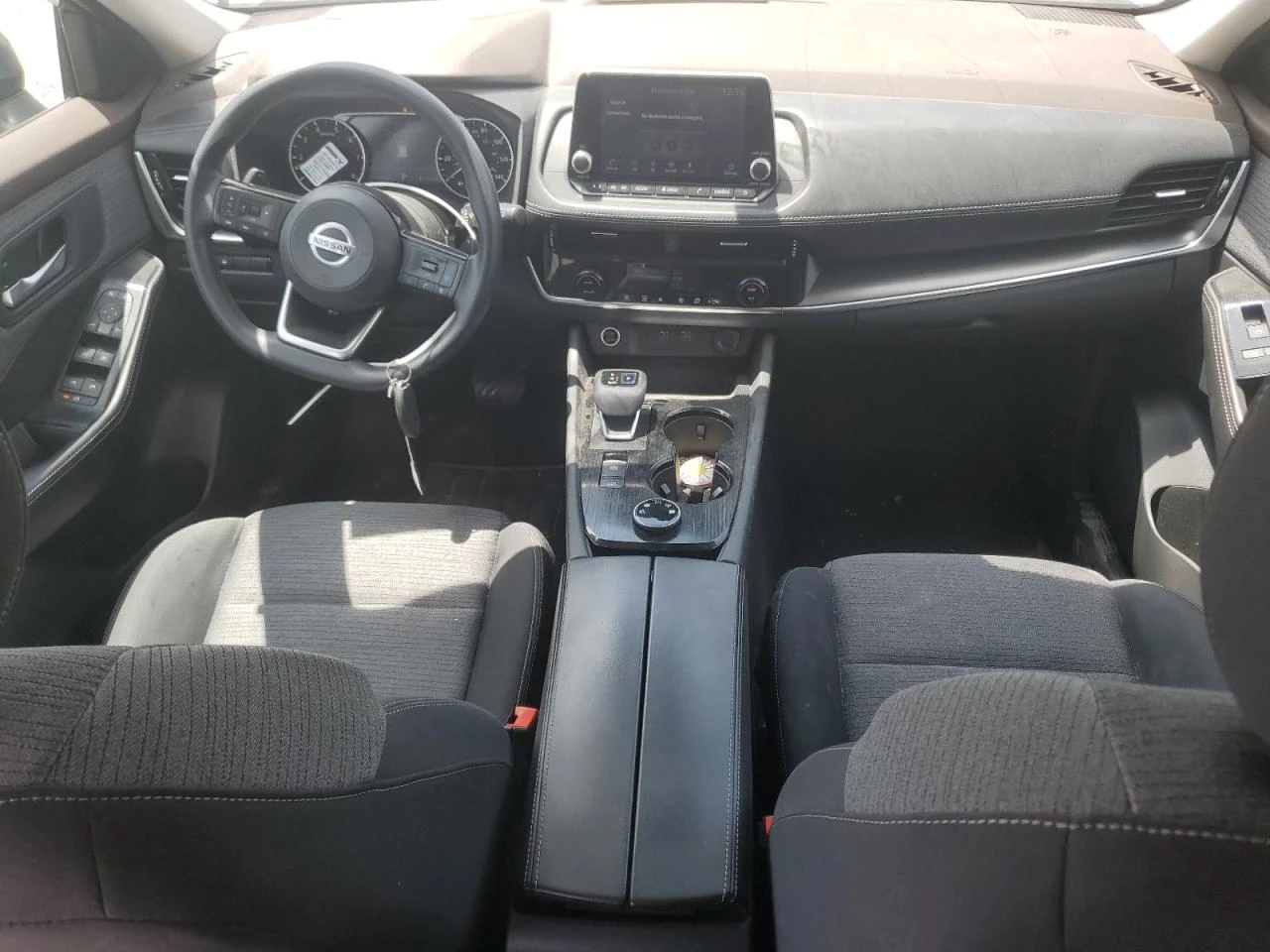 Nissan Rogue SV, снимка 9 - Автомобили и джипове - 53894332