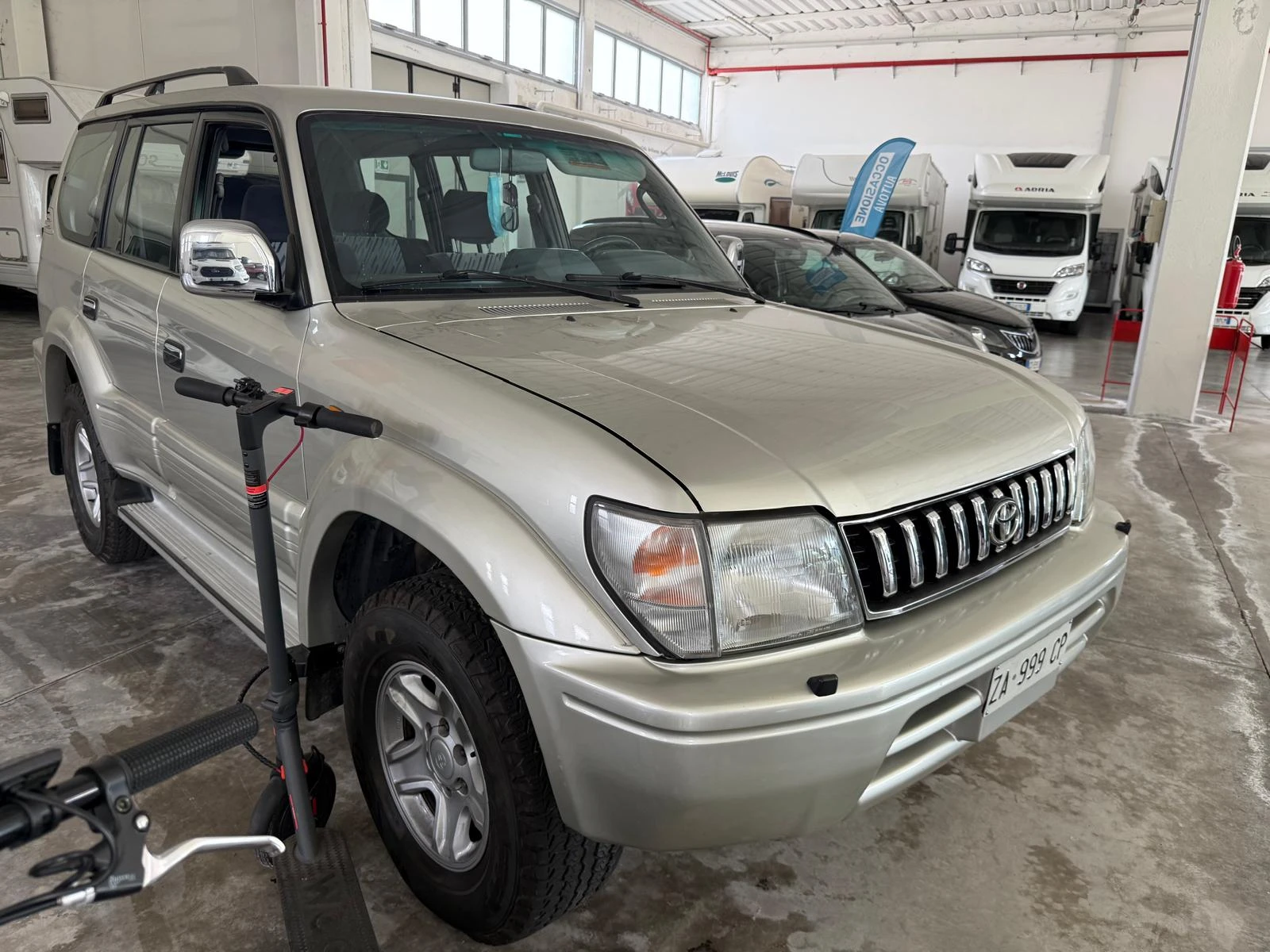 Toyota Land cruiser 3, 0ТDi-125kс* 4Х4* БЛОКАЖИ* ДЪЛГА БАЗА* КЛИМАТИК*, снимка 2 - Автомобили и джипове - 55052331