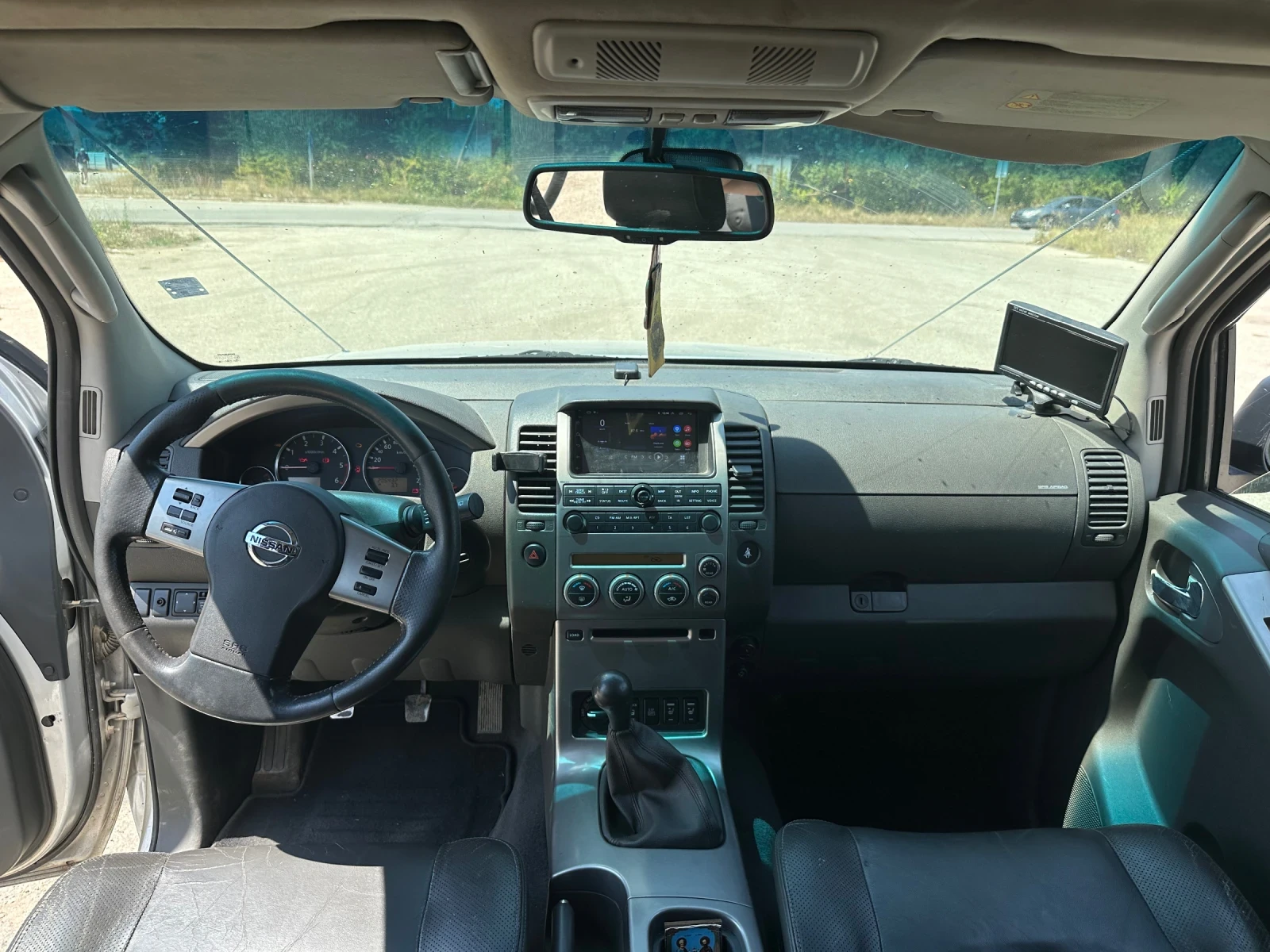 Nissan Pathfinder 2.5 DCI, снимка 11 - Автомобили и джипове - 55557973