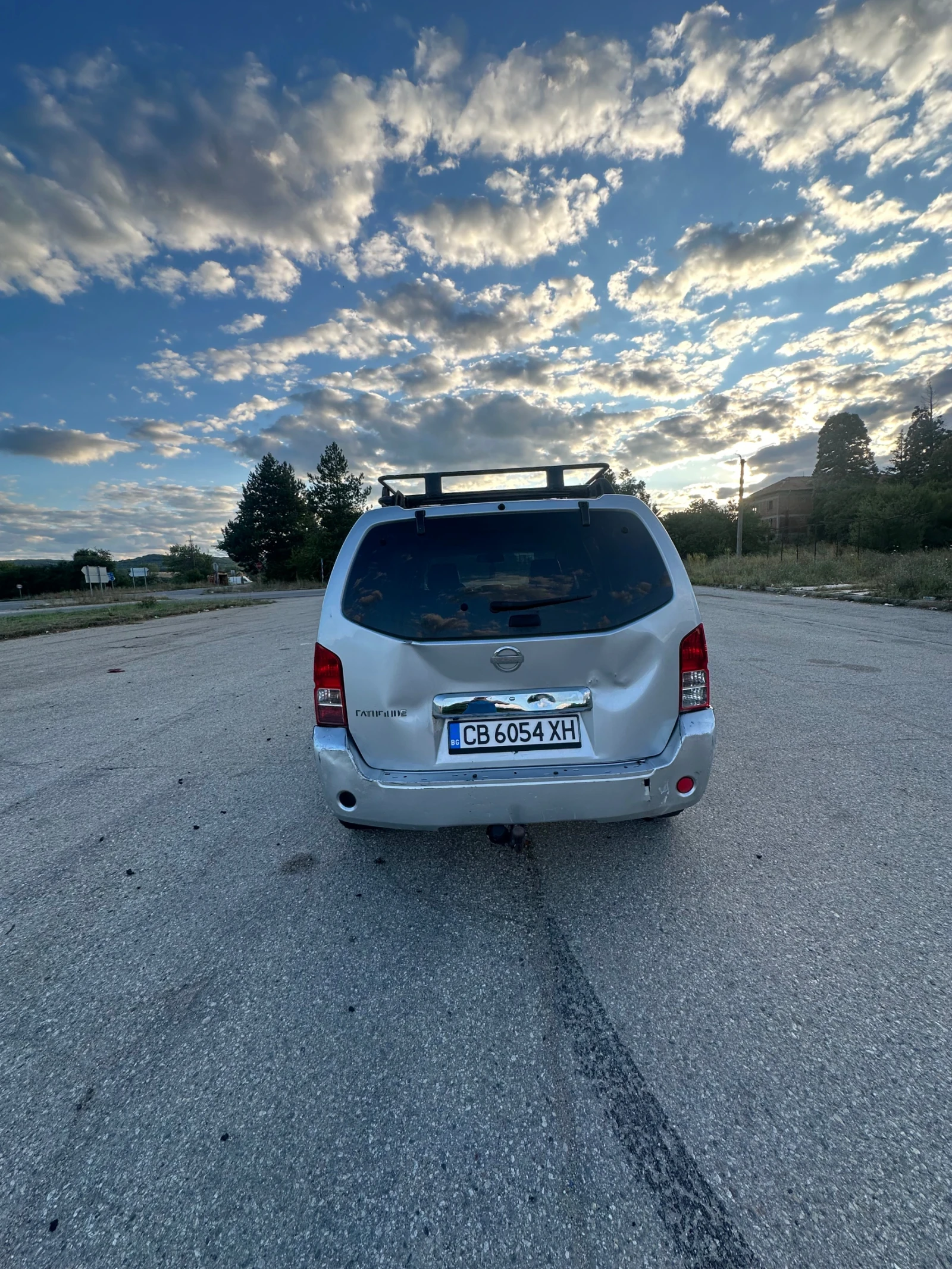 Nissan Pathfinder 2.5 DCI, снимка 4 - Автомобили и джипове - 55557973