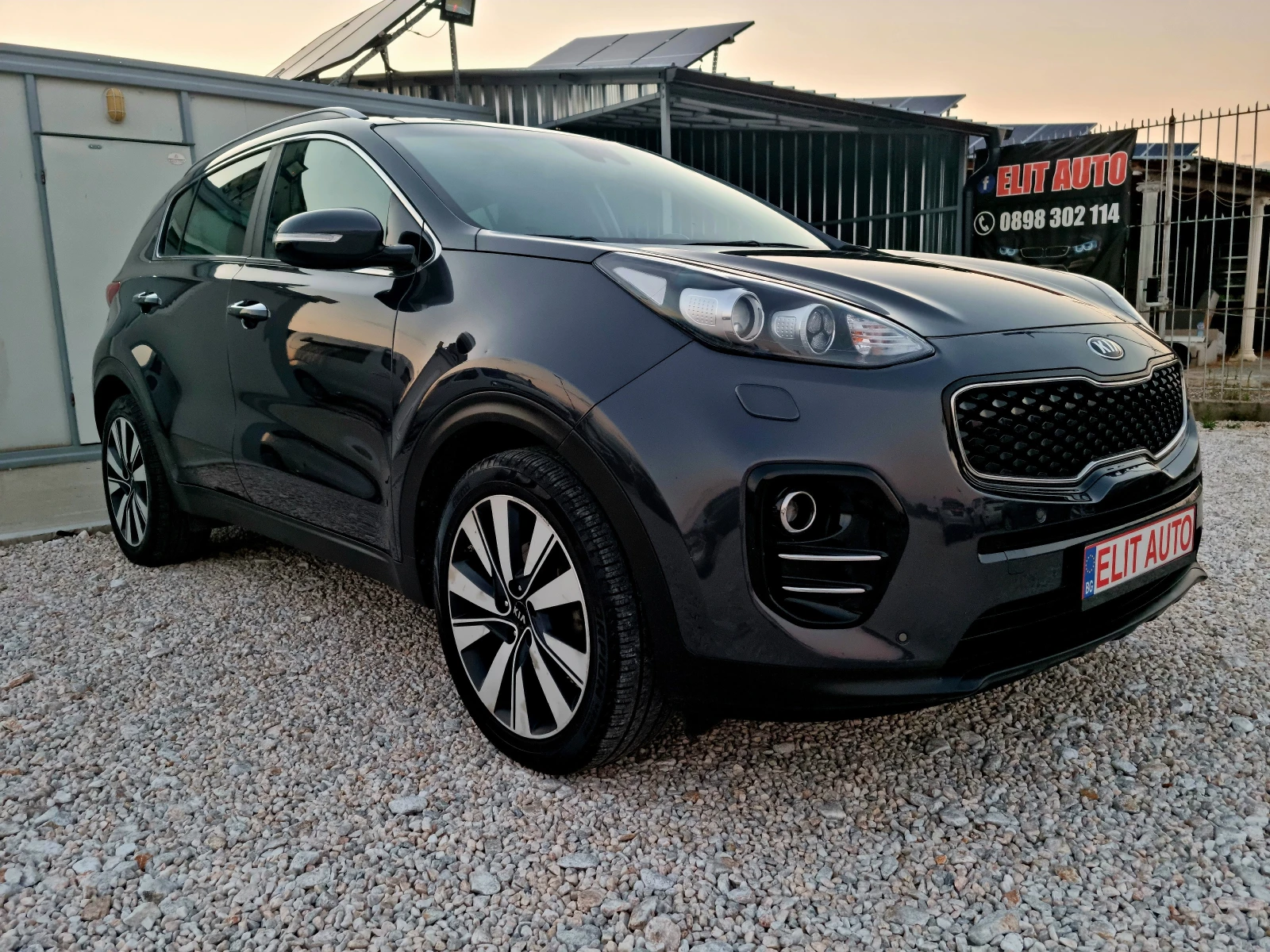 Kia Sportage 1.7 CRDI Exclusive.Panorama, снимка 4 - Автомобили и джипове - 55655578