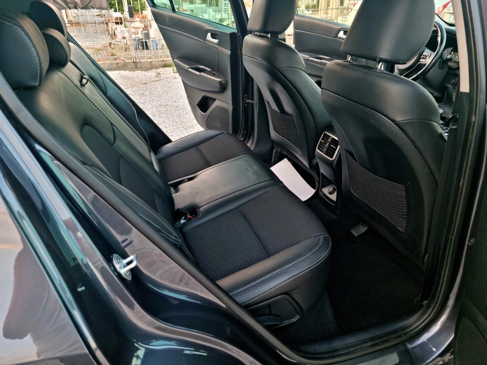 Kia Sportage 1.7 CRDI Exclusive.Panorama, снимка 17 - Автомобили и джипове - 55655578